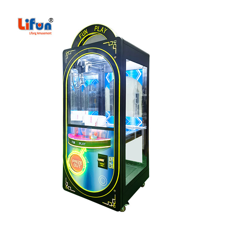 Remote Control Crown Claw Machine For Commercial